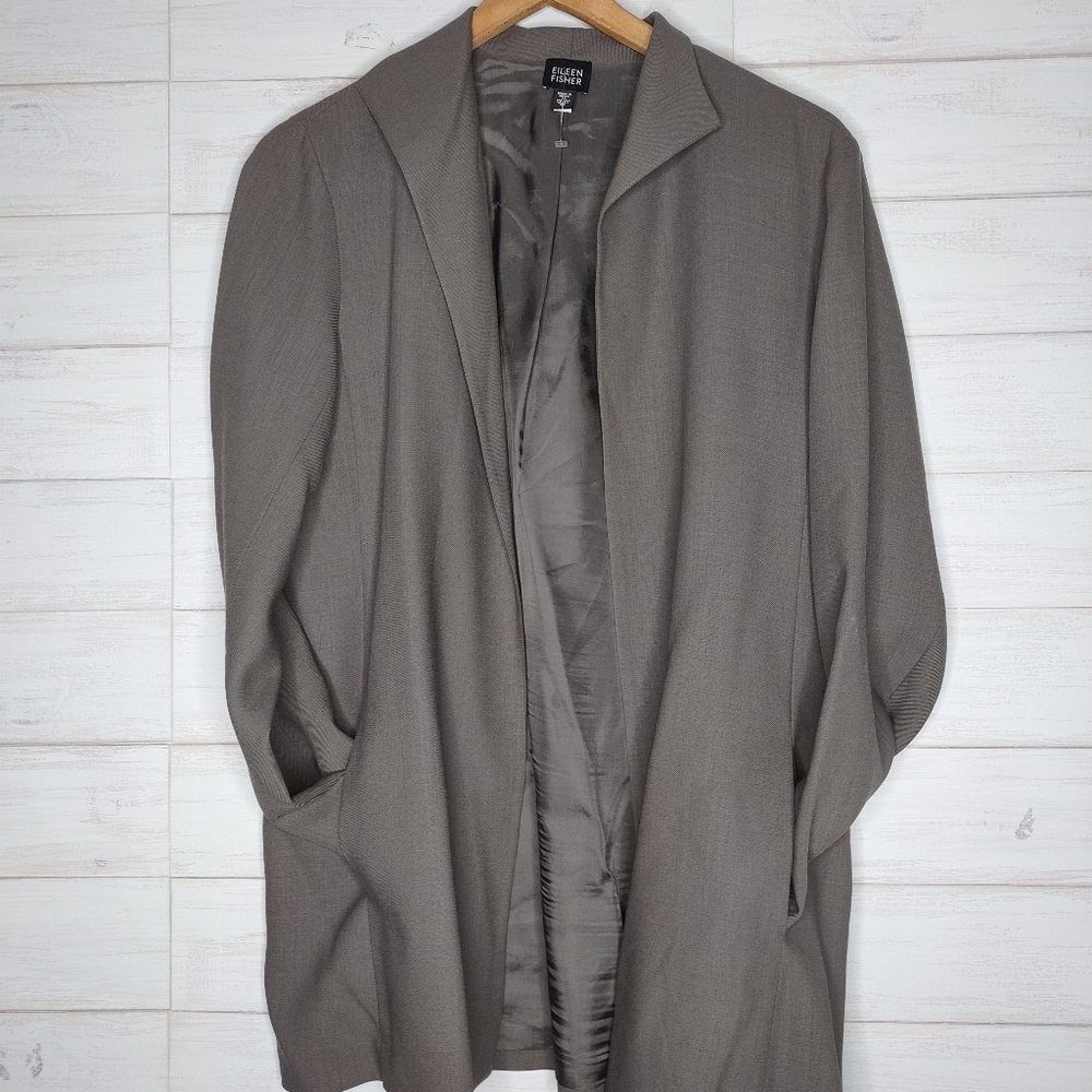 Eileen Fisher Open front Business Casual Wool long Medium blazer